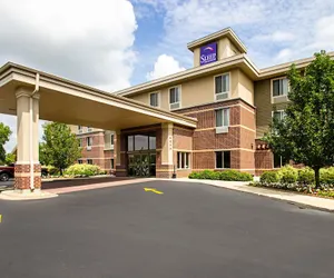 Photo 2 - Sleep Inn & Suites Madison - Monona