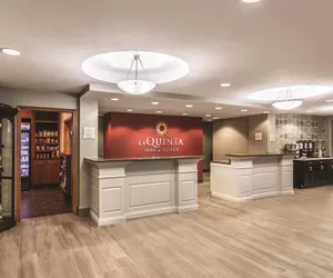 Photo 3 - La Quinta Inn & Suites by Wyndham Fargo-Medical Center