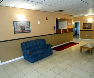 Photo 3 - Knights Inn Paxinos