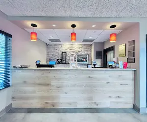 Photo 5 - Country Inn & Suites by Radisson, Covington, LA