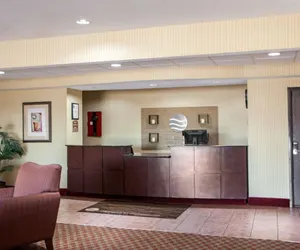 Photo 4 - Comfort Inn & Suites Harrisonville