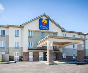 Photo 2 - Comfort Inn & Suites Harrisonville