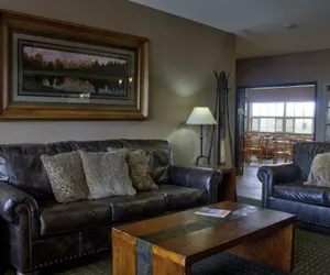 Photo 4 - Allington Inn & Suites