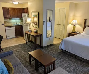 Photo 5 - Staybridge Suites Indianapolis-Carmel, an IHG Hotel