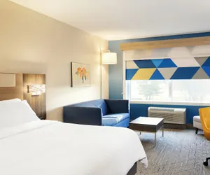 Photo 5 - Holiday Inn Express & Suites Bridgeport by IHG