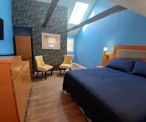 Photo 4 - Jonathan Edwards Motel