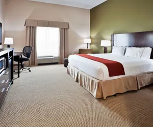 Photo 3 - Holiday Inn Express Lake Wales N-Winter Haven by IHG
