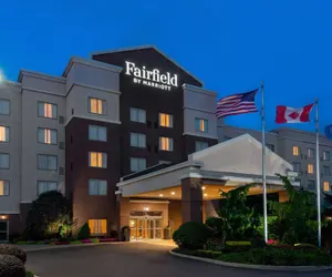 Photo 2 - Fairfield Inn & Suites by Marriott Buffalo Airport