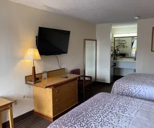 Photo 4 - Travel Inn Hazen