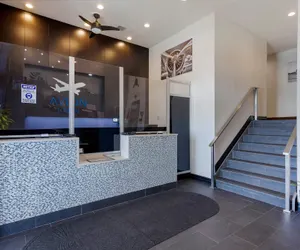 Photo 3 - Avion Inn Near LGA Airport, an Ascend Collection Hotel