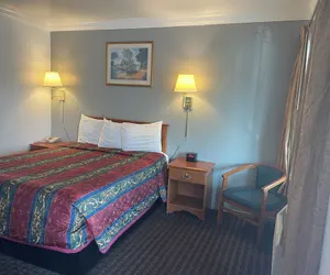 Photo 2 - Lark Motel