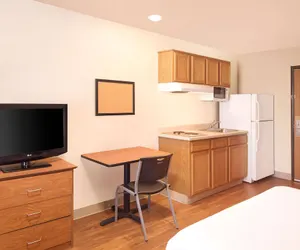 Photo 4 - Extended Stay America Select Suites - Salt Lake City - West Valley City