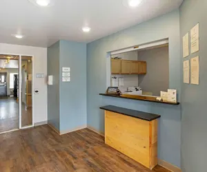 Photo 3 - Extended Stay America Select Suites - Salt Lake City - West Valley City
