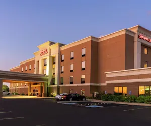 Photo 2 - Hampton Inn & Suites Marshalltown