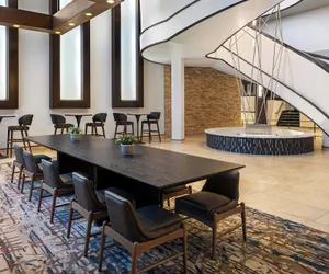 Photo 5 - Bloomington-Normal Marriott Hotel & Conference Center