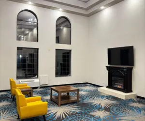 Photo 3 - Days Inn by Wyndham Lincoln, IL