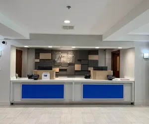 Photo 4 - Holiday Inn Express Hotel & Suites Woodland Hills, an IHG Hotel