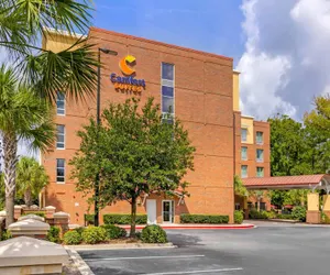 Photo 2 - Comfort Suites Charleston West Ashley