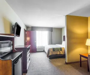 Photo 4 - Comfort Inn And Suites