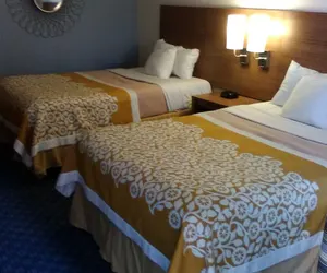 Photo 4 - Mainstreet Inn