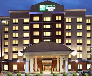 Photo 2 - Holiday Inn Express Hotel & Suites Columbus Univ Area - Osu, an IHG Hotel