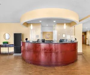 Photo 3 - Comfort Suites Orlando Airport