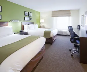 Photo 5 - Holiday Inn Express Hotel & Suites Rogers, an IHG Hotel