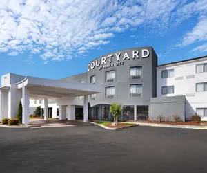 Photo 2 - Courtyard by Marriott Johnson City