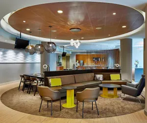 Photo 3 - SpringHill Suites by Marriott Atlanta Airport Gateway