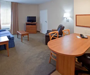 Photo 5 - Candlewood Suites League City, an IHG Hotel