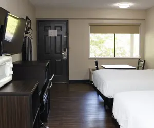 Photo 5 - Paragon Inn Hillsboro