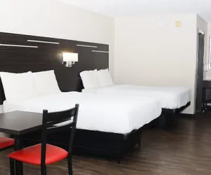 Photo 4 - Paragon Inn Hillsboro