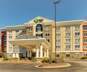 Photo 2 - Holiday Inn Express Hotel & Suites Columbus-Fort Benning, an IHG Hotel