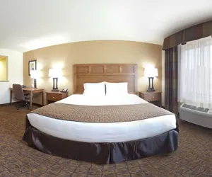 Photo 4 - Holiday Inn Express Hotel & Suites Mount Airy by IHG