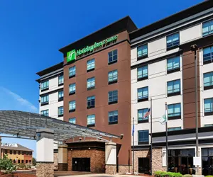 Photo 2 - Holiday Inn Hotel & Suites Tulsa South, an IHG Hotel