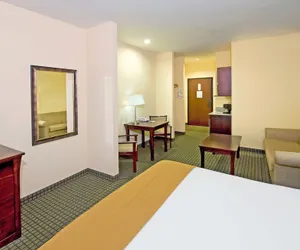 Photo 3 - Holiday Inn Express & Suites Willcox, an IHG Hotel