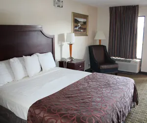 Photo 4 - Economy Inn