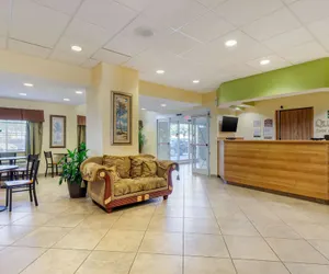 Photo 3 - Quality Inn & Suites Lehigh Acres Fort Myers