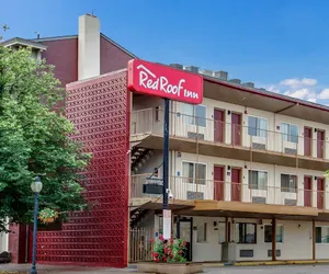 Photo 2 - Red Roof Inn York Downtown