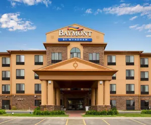 Photo 2 - Baymont Inn and Suites by Wyndham Sturgis