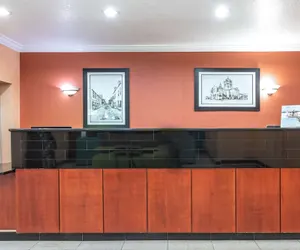 Photo 4 - La Quinta Inn & Suites by Wyndham St. Augustine