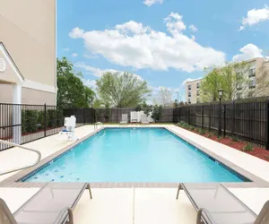 Photo 2 - Microtel Inn & Suites by Wyndham Baton Rouge Airport