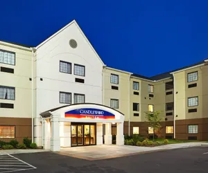 Photo 2 - Candlewood Suites Knoxville Airport-Alcoa, an IHG Hotel