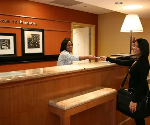 Photo 3 - Hampton Inn Hampton-Newport News