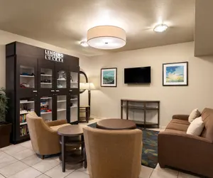 Photo 4 - Candlewood Suites Bismarck, an IHG Hotel