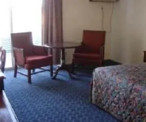 Photo 4 - Royal Century Hotel