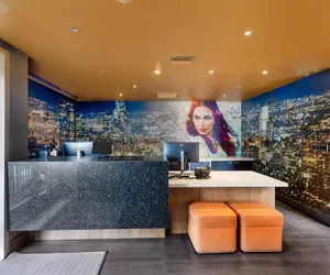 Photo 5 - BLVD Hotel and Studios Universal-Hollywood, an Ascend Collection Hotel
