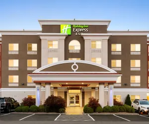 Photo 2 - Holiday Inn Express & Suites Klamath Falls Central, an IHG Hotel