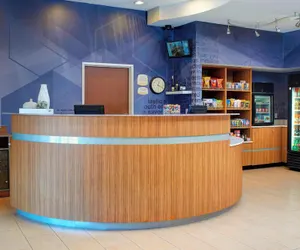 Photo 3 - SpringHill Suites St. Louis Brentwood