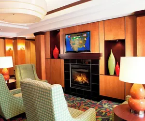 Photo 3 - Fairfield Inn & Suites by Marriott Des Moines Airport